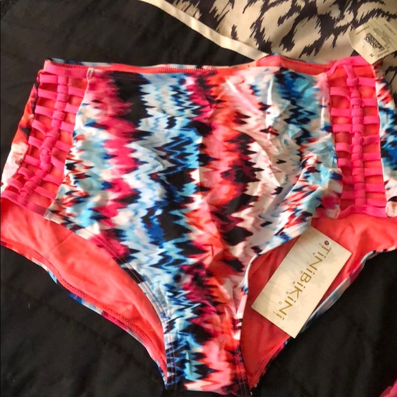 Bikini bottoms plus size (top not included) - Picture 1 of 2